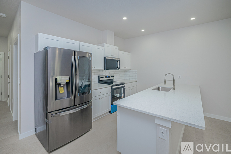 315 San Marco Avenue 3 Beds Single Family Home for Rent - Photo gallery 3