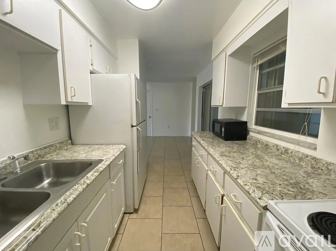 435 Earl Avenue 4 Beds Single Family Home for Rent - Photo gallery 4