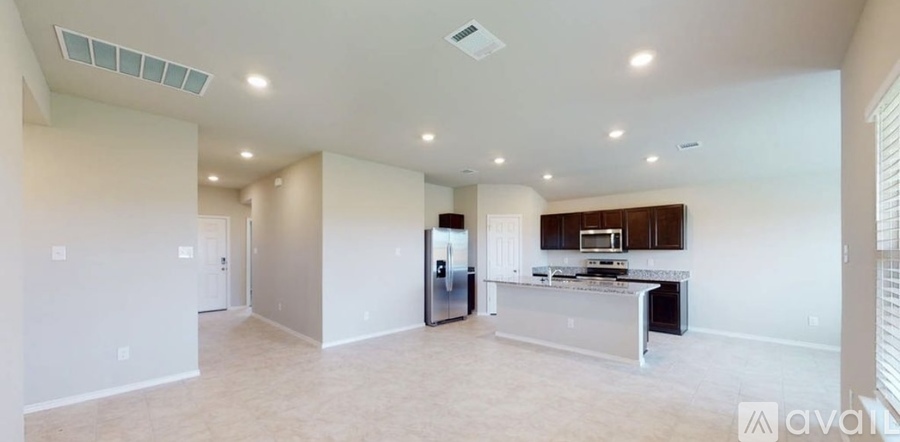 1262 Lindsey Drive 3 Beds Single Family Home for Rent - Photo gallery 3