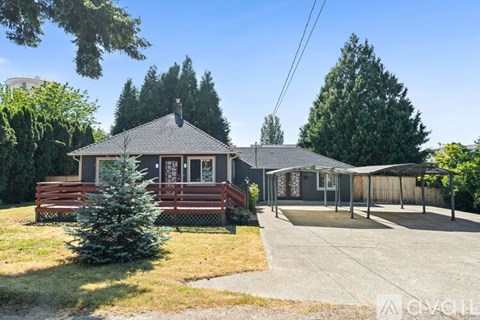 1421 N 32Nd St 3 Beds Apartment for Rent