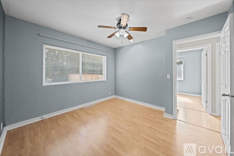 1421 N 32nd St 3 Beds Single Family Home for Rent - Photo gallery 4