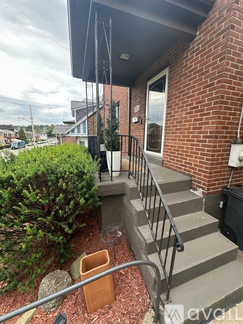 4104 Murray Avenue 3 Beds Single Family Home for Rent - Photo gallery 3