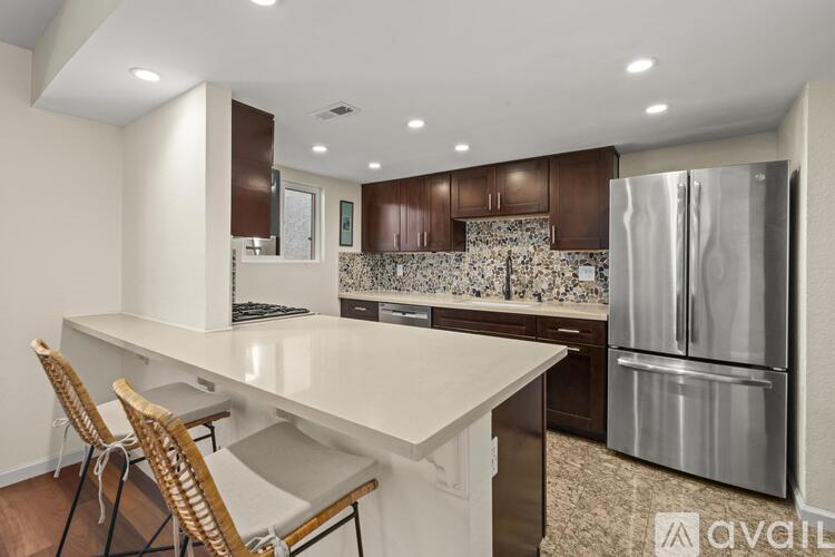1024 Wilbur Ave 3 Beds Apartment for Rent - Photo gallery 2