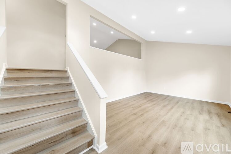 1216 Waldo Way 3 Beds Single Family Home for Rent - Photo gallery 2