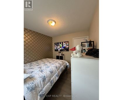 UPPER - 64 CHAPEL HILL CRESCENT 3 Beds House for Rent - Photo gallery 2