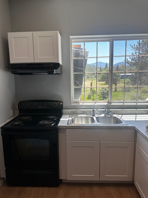 955 Shafer Ln 1 Apartment for Rent