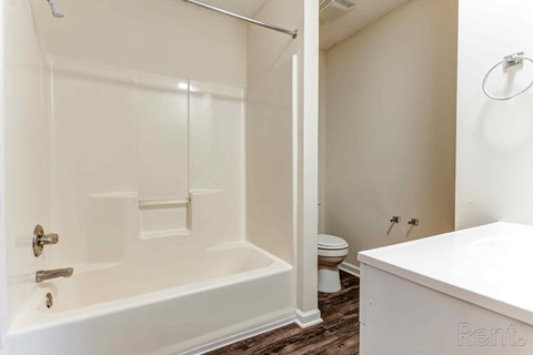 120 Crown Point Drive 2 Beds Apartment for Rent