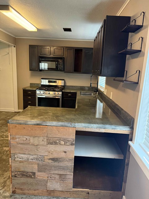 208 Princeton Street 2 Beds Apartment for Rent