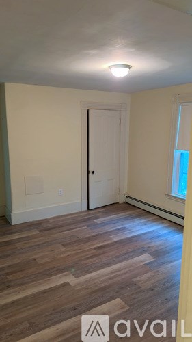 36 Larkin St 3 Beds Apartment for Rent