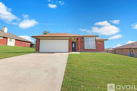 2502 Eastwood Dr 3 Beds Apartment for Rent