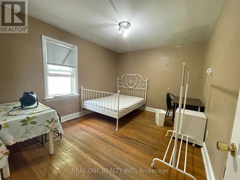 35 BOWMAN (A) STREET 5 Beds Apartment for Rent
