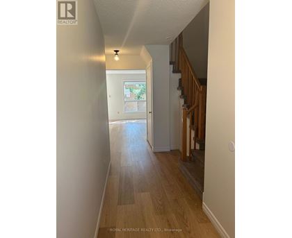 149 - 10 BASSETT BOULEVARD 3 Beds Condo, Home, Townhouse for Rent - Photo gallery 5