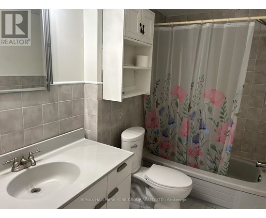 19 STONEHILL BOULEVARD 4 Beds House for Rent - Photo gallery 2