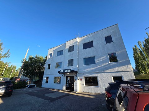 2011 18 Avenue SW Studio-1 Apartment for Rent