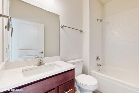 62 Olympus 3 Beds Apartment for Rent