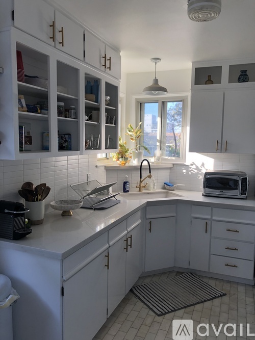 6632 W 87th St 3 Beds Single Family Home for Rent - Photo gallery 1