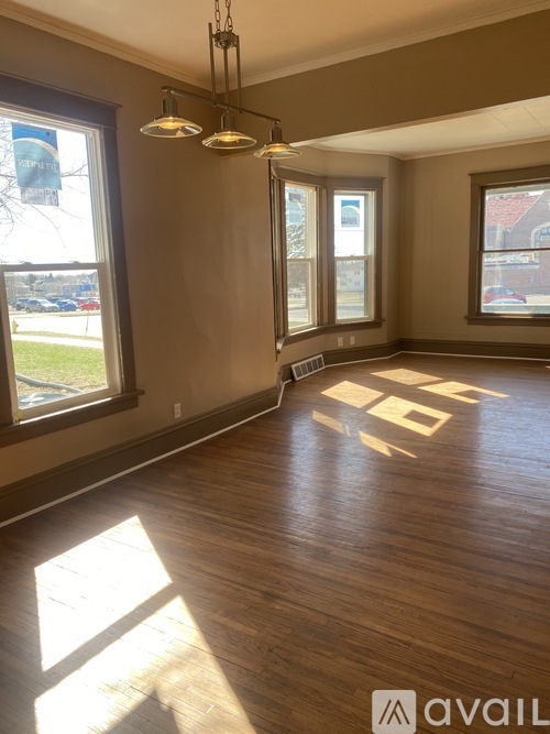 515 20th Street 3 Beds Single Family Home for Rent - Photo gallery 3
