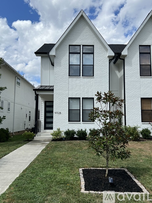 902 B Knox Avenue 4 Beds Single Family Home for Rent - Photo gallery 1