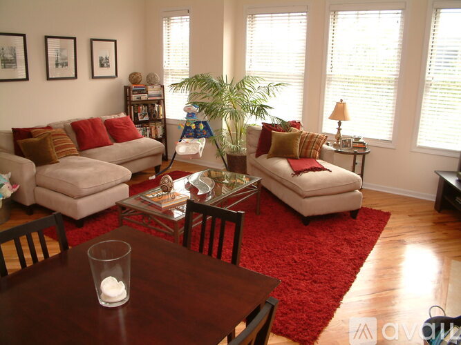 1522 W Greenleaf Ave 2 Beds Apartment for Rent - Photo gallery 5