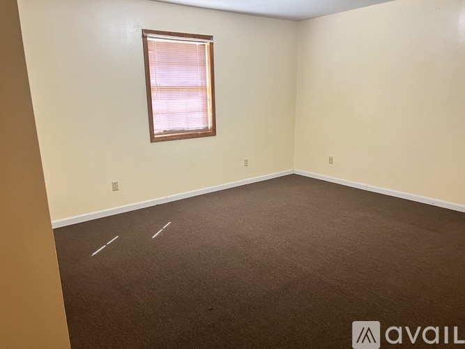 1823 Greenfield Highway 54 2 Beds Apartment for Rent - Photo gallery 4