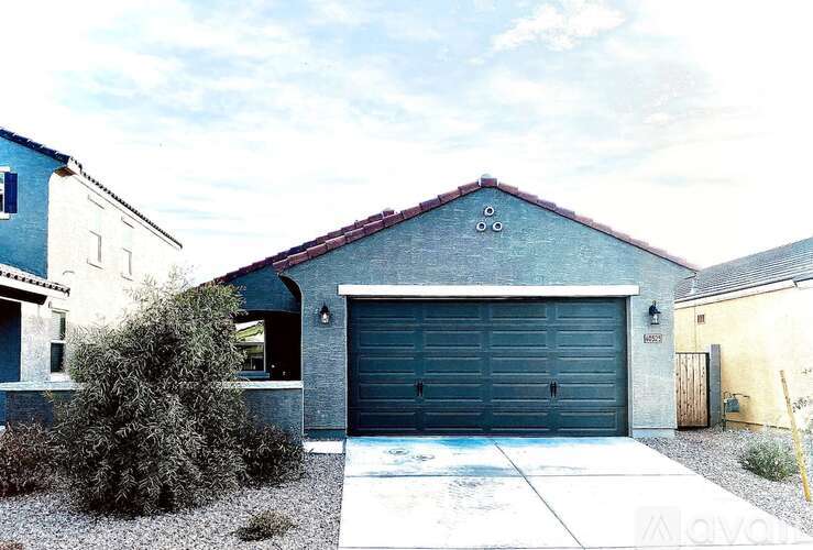 40525 West Hillman Drive 3 Beds Single Family Home for Rent - Photo gallery 1