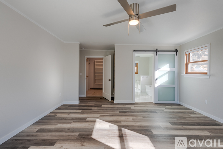 711 Terrace Drive 4 Beds Single Family Home for Rent - Photo gallery 3