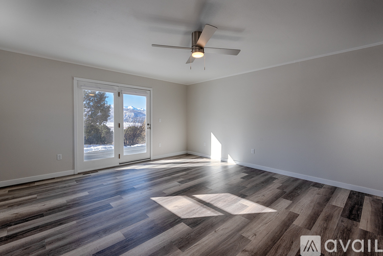 711 Terrace Drive 4 Beds Single Family Home for Rent - Photo gallery 4