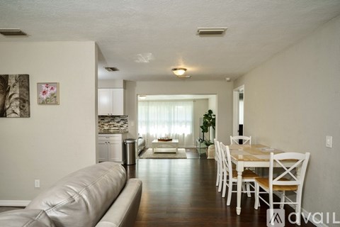1759 Thames St 4 Beds Apartment for Rent