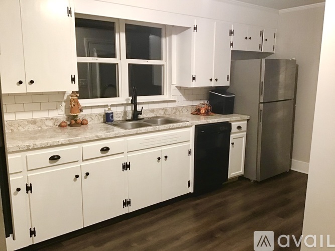 2125 Cherry Street Southeast 3 Beds Single Family Home for Rent - Photo gallery 4
