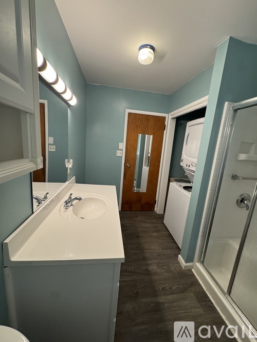 230 Foster Street 3 Beds Single Family Home for Rent - Photo gallery 5