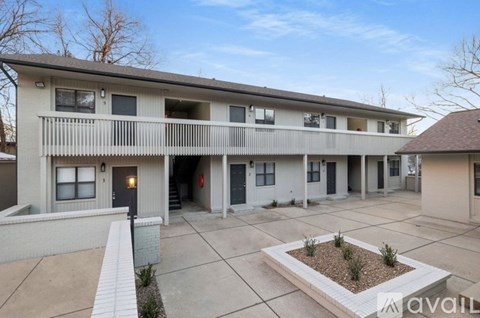 215 W Watson St 1 Apartment for Rent