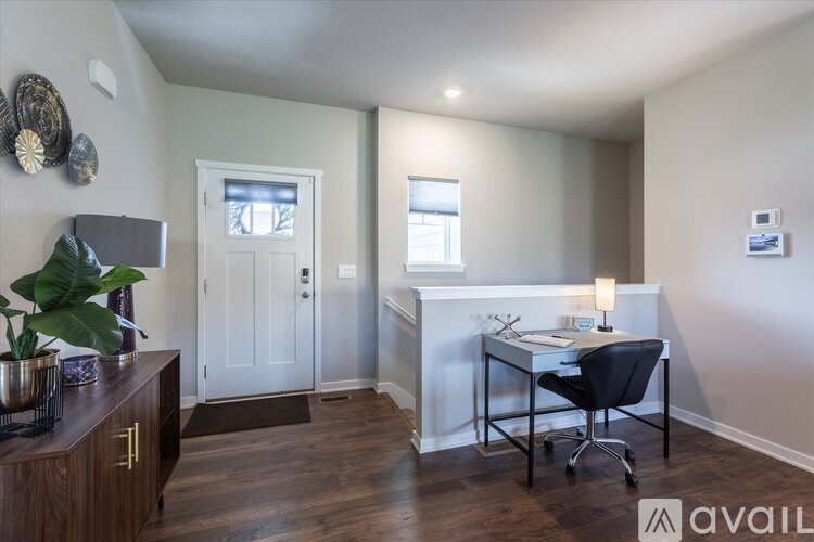 6420 Kyla Drive 4 Beds Single Family Home for Rent - Photo gallery 4