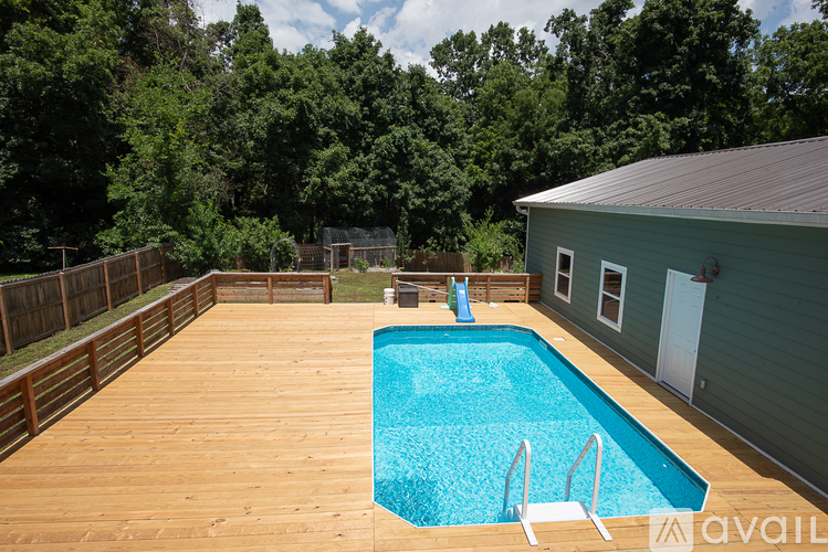 2912 Shadow Lane 3 Beds Single Family Home for Rent - Photo gallery 2
