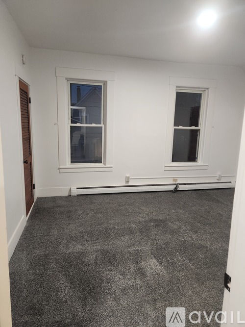 13 King St 1 Apartment for Rent - Photo gallery 5