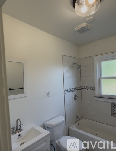 1094 Lenox Street 3 Beds Apartment for Rent - Photo gallery 4