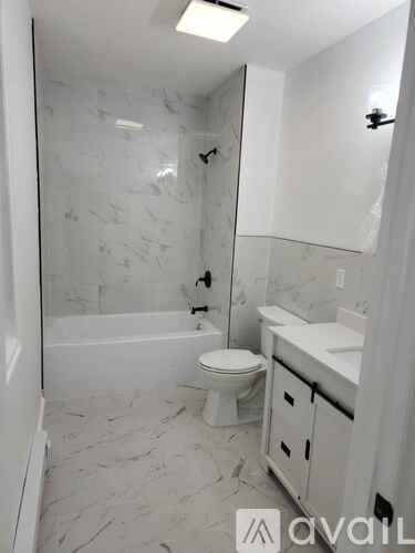 443 N Main St 1 Apartment for Rent - Photo gallery 3