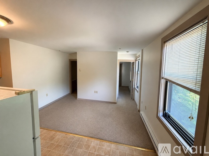 279 N Main St 1 Apartment for Rent - Photo gallery 2