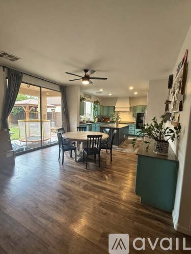 1850 South Rochester Drive 4 Beds Single Family Home for Rent - Photo gallery 3