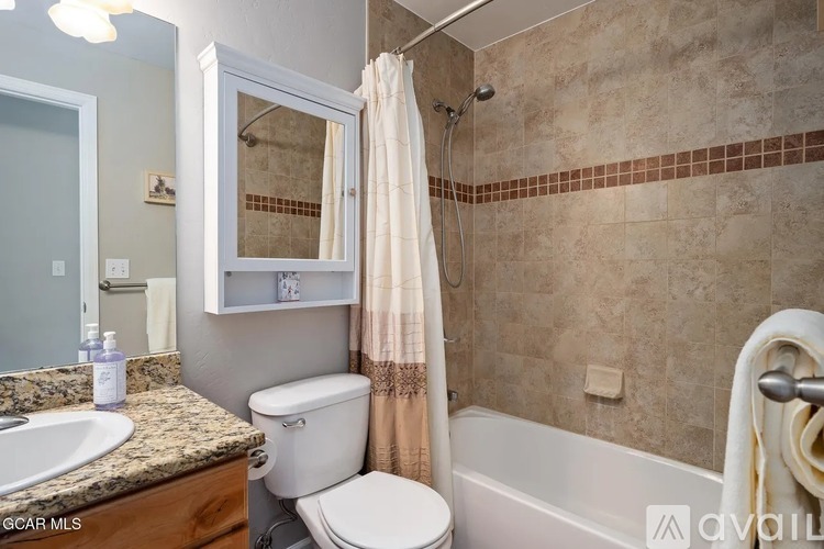 400 Cougar Avenue 2 Beds Condo for Rent - Photo gallery 2