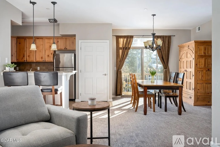 400 Cougar Avenue 2 Beds Condo for Rent - Photo gallery 3