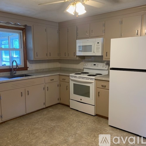 105 Salisbury St 2 Beds Apartment for Rent - Photo gallery 2