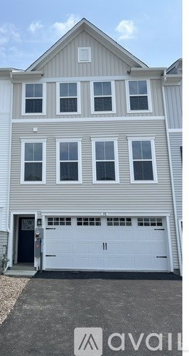 90 E Penn Dr 3 Beds Apartment for Rent