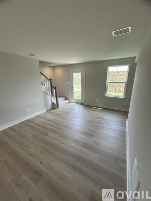 90 E Penn Dr 3 Beds Townhouse for Rent - Photo gallery 3