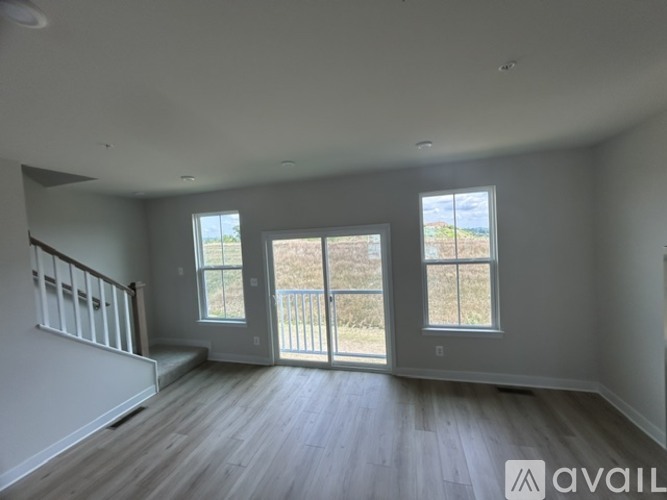 90 E Penn Dr 3 Beds Townhouse for Rent - Photo gallery 4