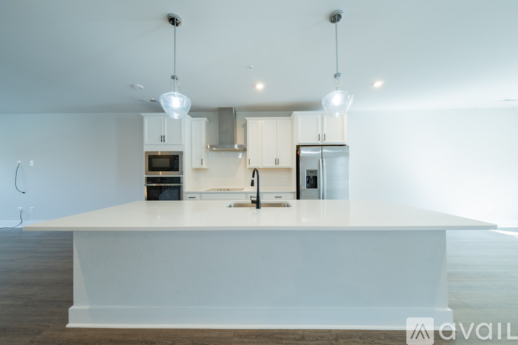 2707 Acadia Drive 3 Beds Condo for Rent - Photo gallery 4