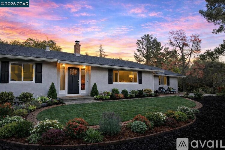 8 Cherryhills Court 4 Beds Single Family Home for Rent - Photo gallery 1