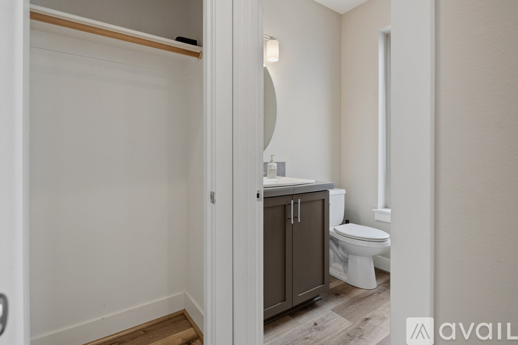 12111 SW Tesla Terrace 4 Beds Single Family Home for Rent - Photo gallery 3