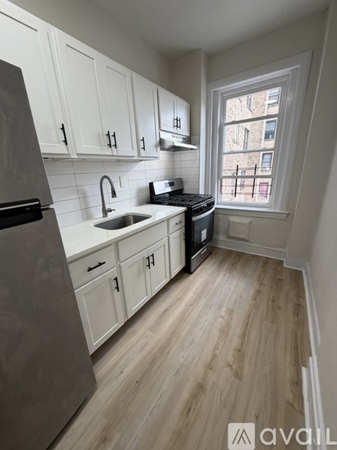157 S Harrison St 3 Beds Apartment for Rent