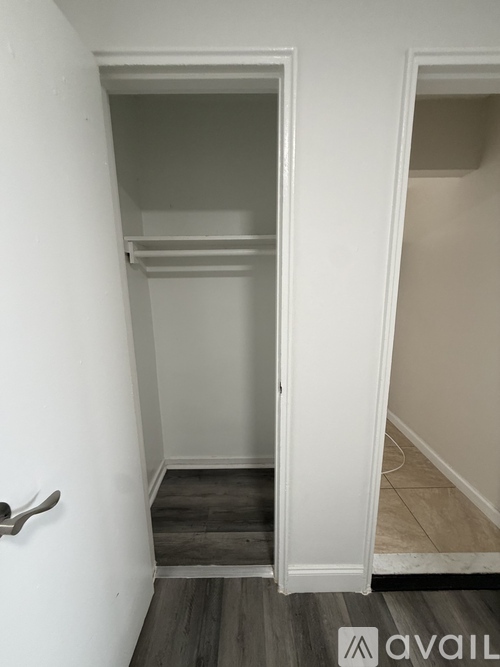 110 Washington St 1 Apartment for Rent - Photo gallery 4