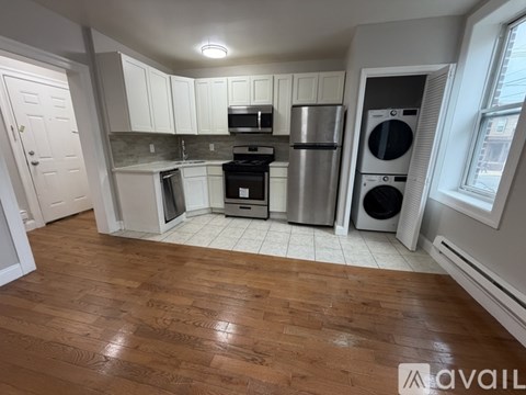 6611 Broadway 2 Beds Apartment for Rent